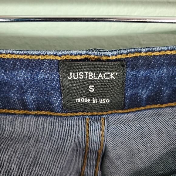 Just Black Womens Cut Off Denim Shorts Size Small - Picture 3 of 5